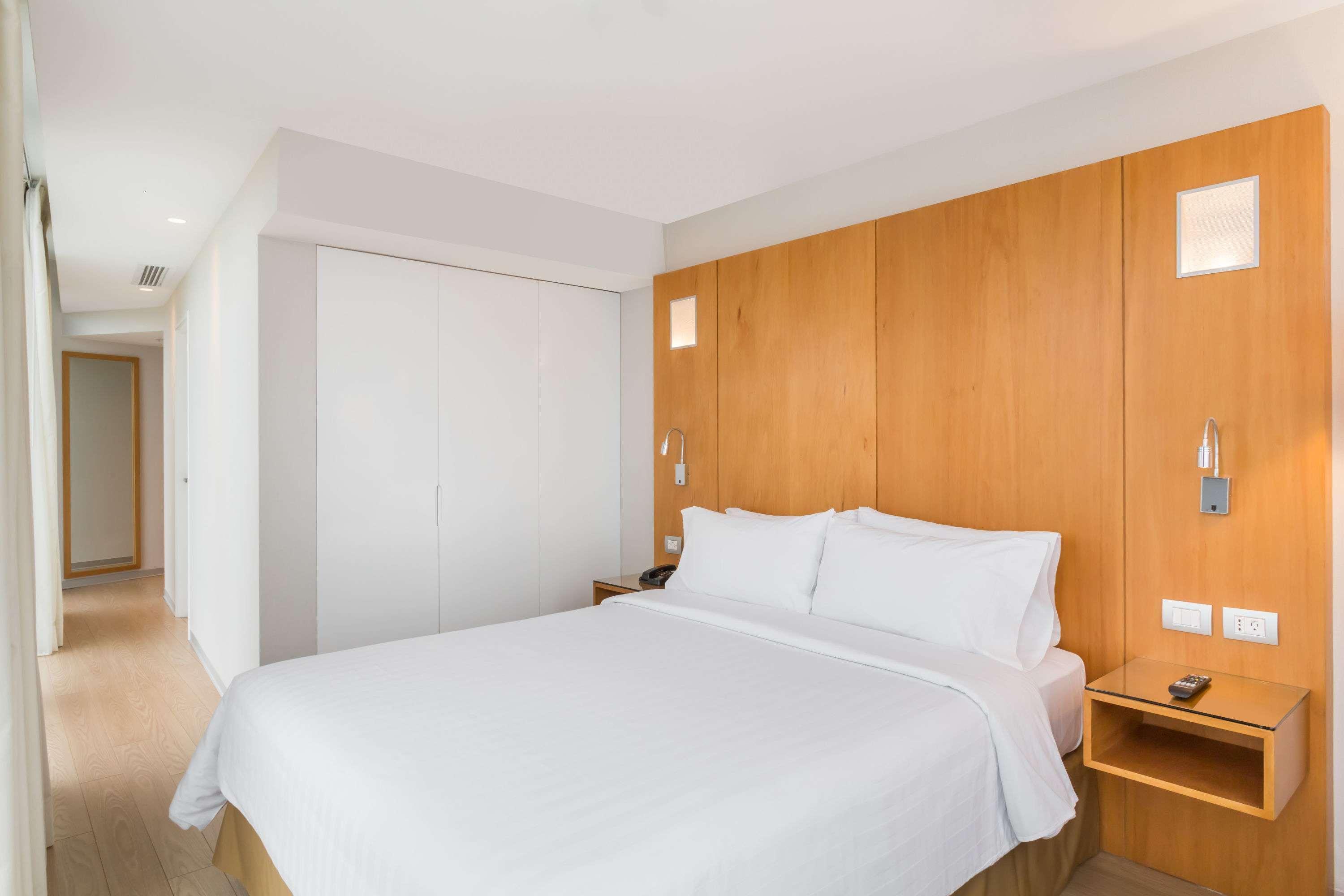 Ramada Encore By Wyndham Lima San Isidro Экстерьер фото