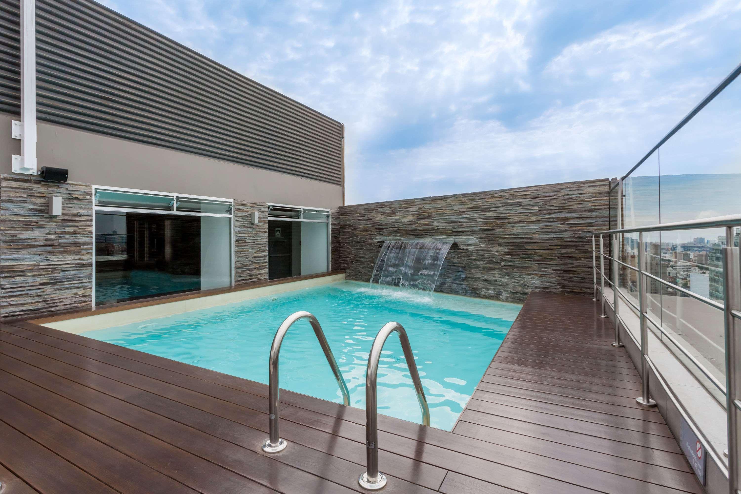 Ramada Encore By Wyndham Lima San Isidro Экстерьер фото