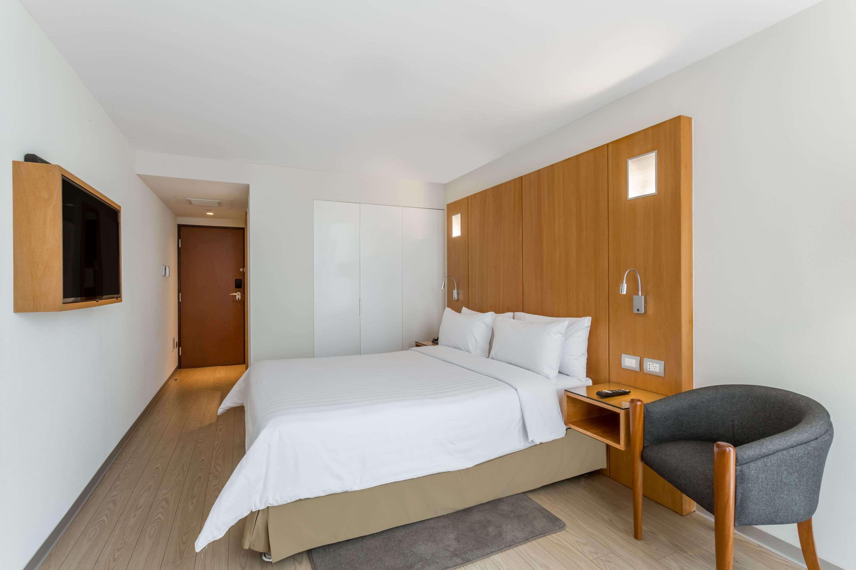 Ramada Encore By Wyndham Lima San Isidro Экстерьер фото